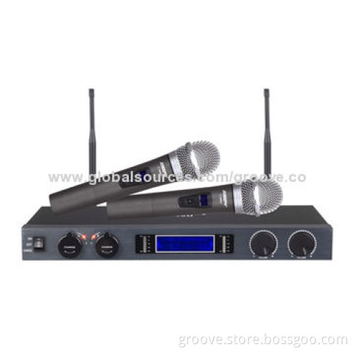 UHF Wireless Microphone System with Recharge Battery